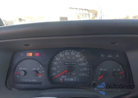 2004 Mercury Grand Marquis Ls z USA, uszkodzony, nr VIN 2MEHM75W54X669206